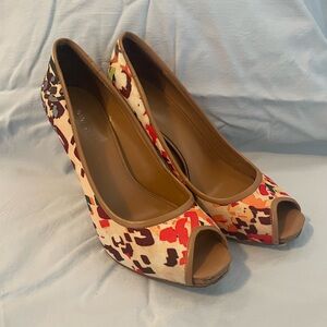 Brand: nine west. Used many times